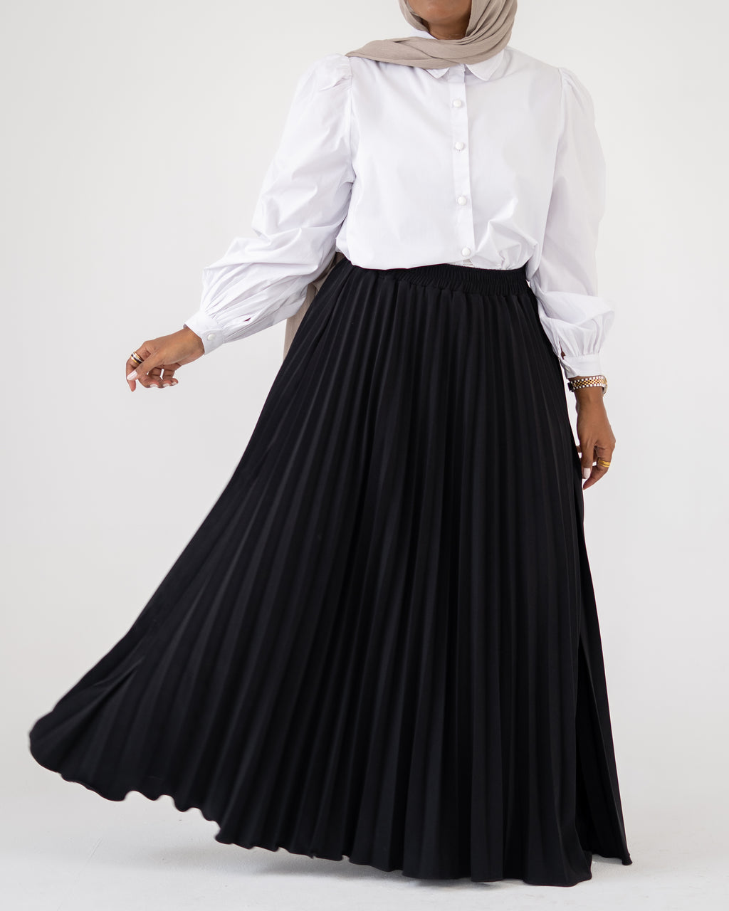TILA Plissé Skirt - Black