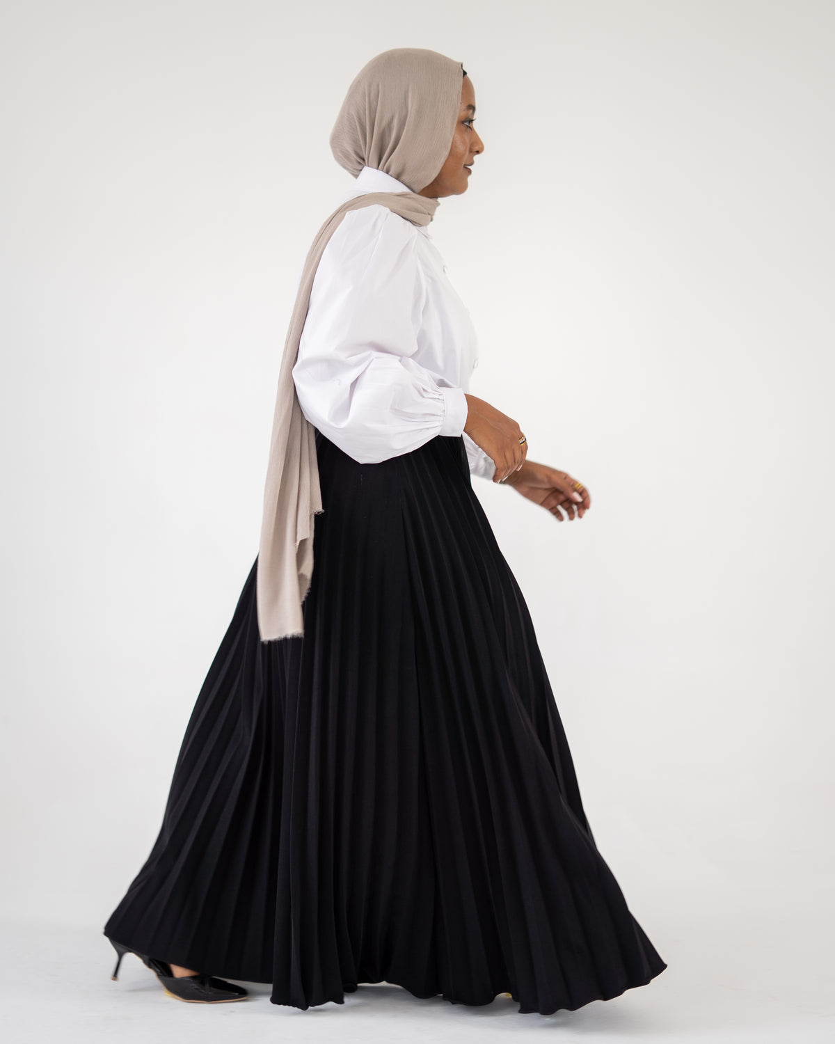 TILA Plissé Skirt - Black
