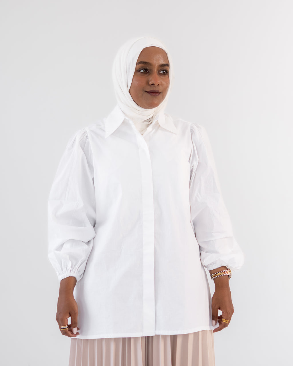 TILA Classic Puff Shirt