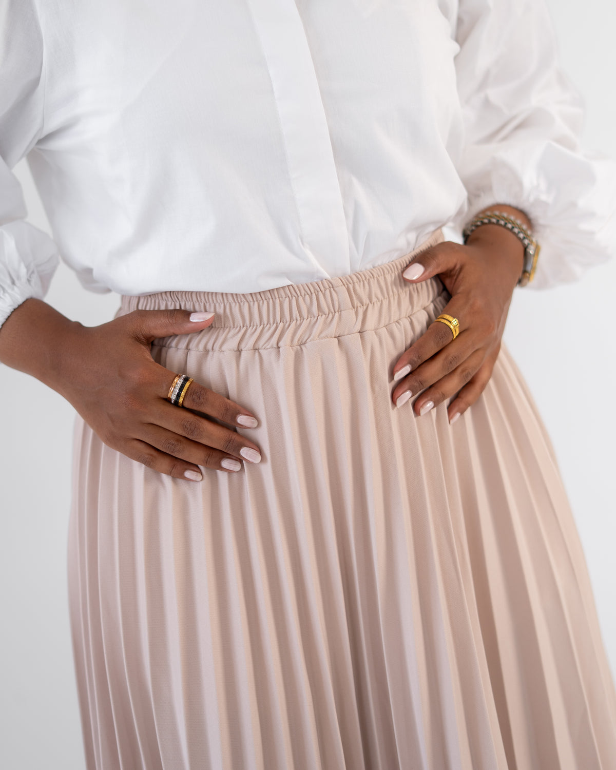 TILA Plissé Skirt - Beige